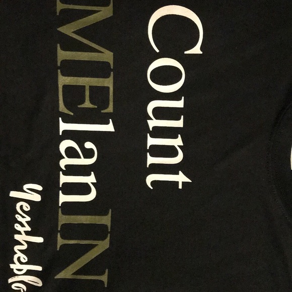 Graphic Tees - Picture 1 of 7